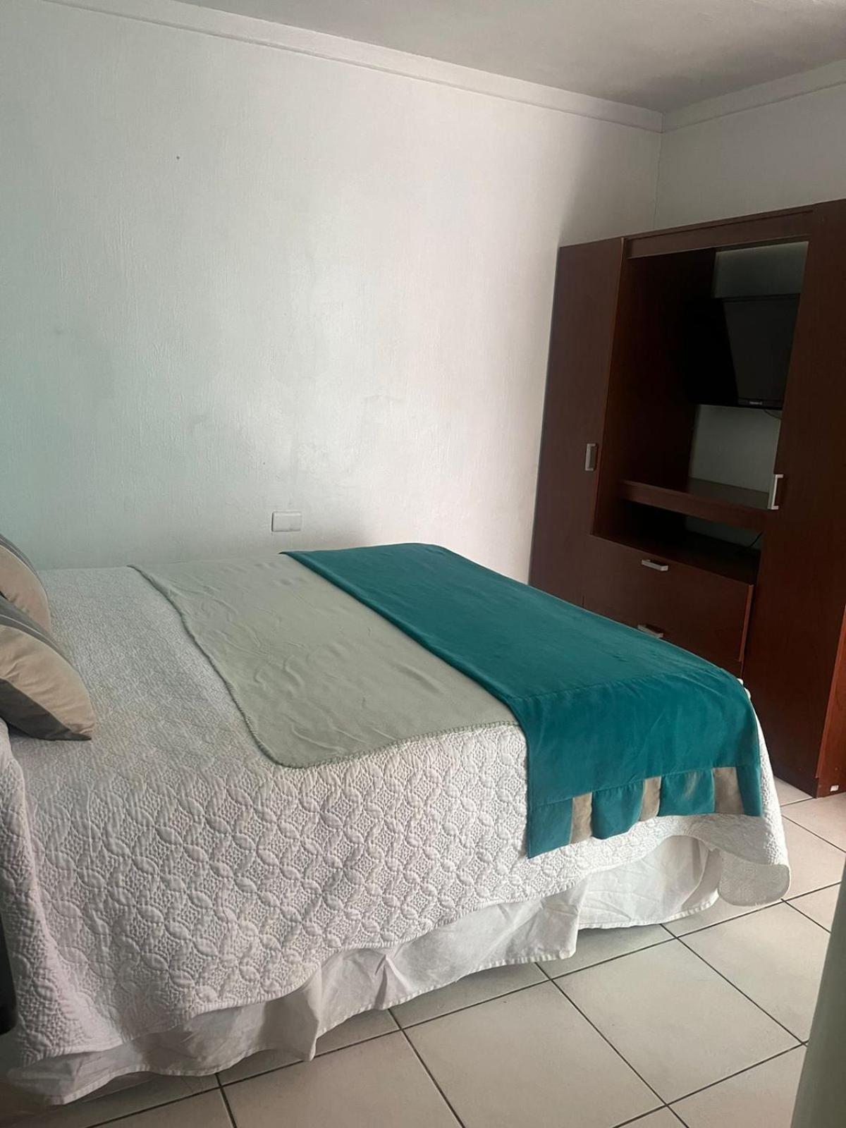 لا سيرينا Hostal Avenue المظهر الخارجي الصورة